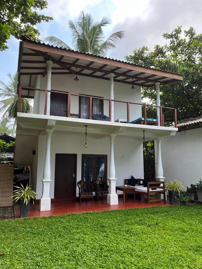 Beach House Kalukatiya - Family Villa, Seaview Room, Garden Room Dikwella Sur Exterior foto