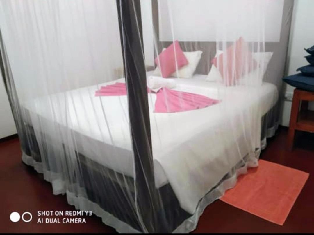 Beach House Kalukatiya - Family Villa, Seaview Room, Garden Room Dikwella Sur Exterior foto